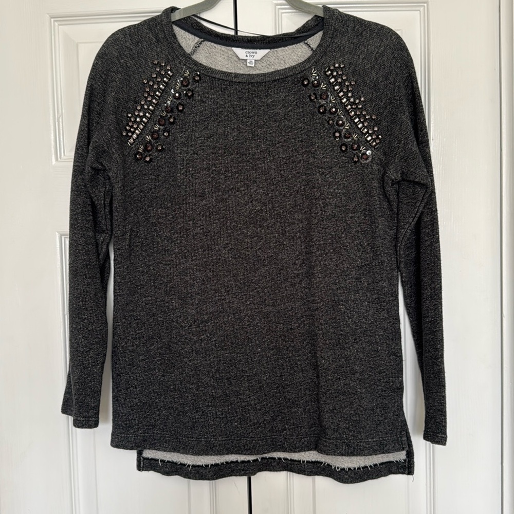Crown & Ivy Top